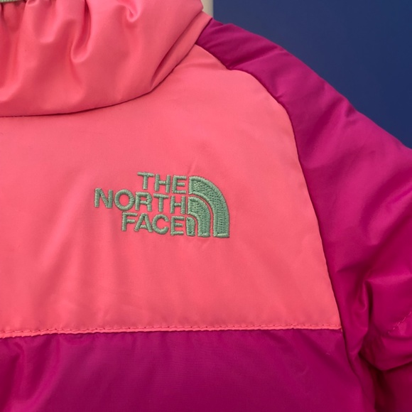 North Face Infant Snowsuit 6-12M - Picture 4 of 6